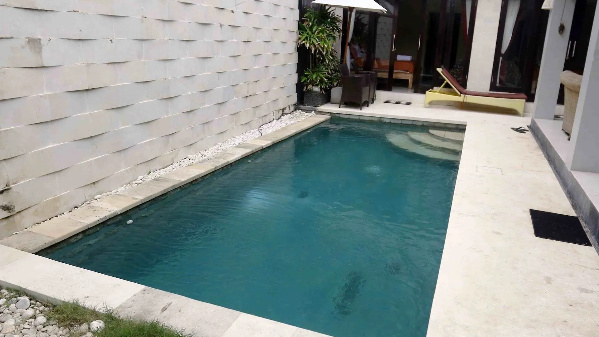 Villa Sunny Семиньяк Индонезия